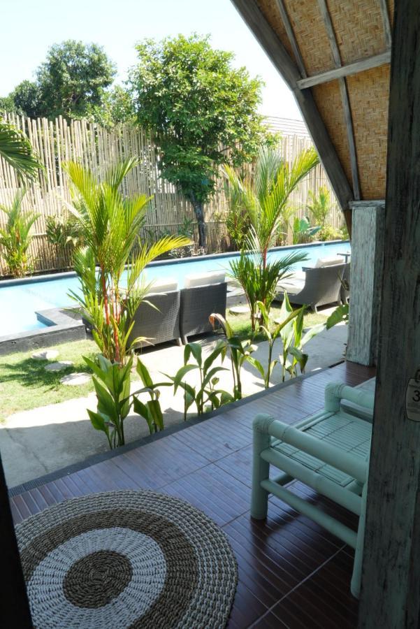 Copacabana Gili Air Hotel Bagian luar foto