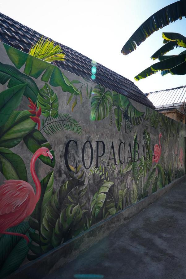 Copacabana Gili Air Hotel Bagian luar foto